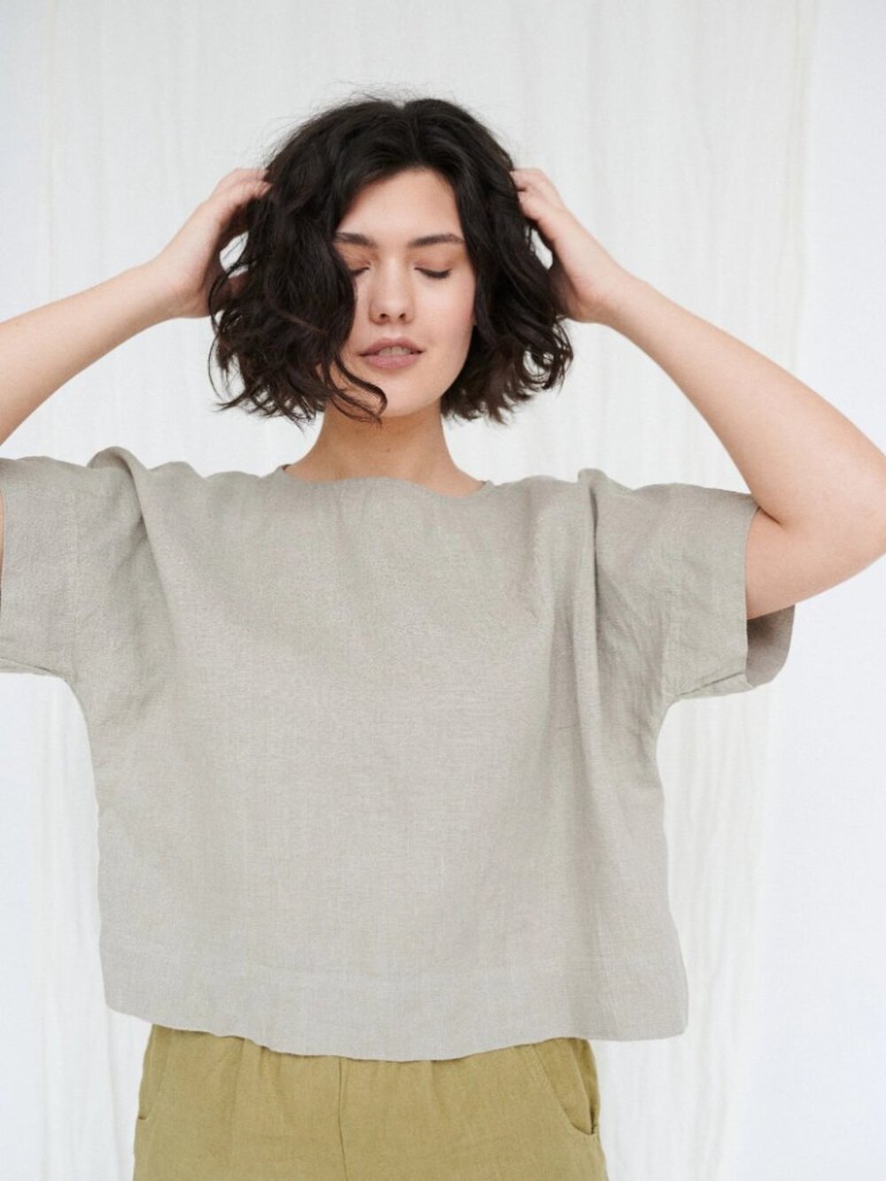 Linenfox Mona top in natural grey, size L-XL
